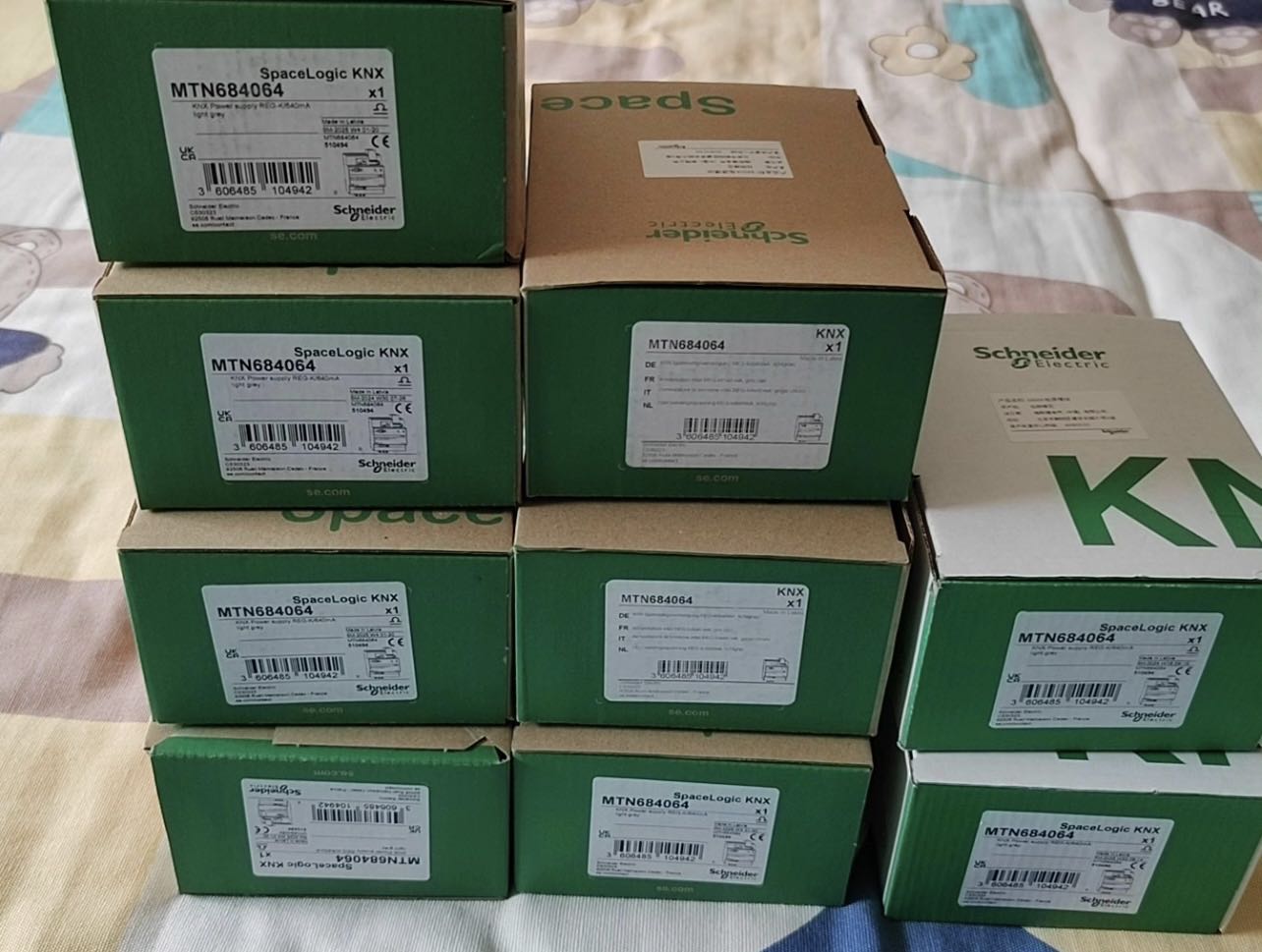 Schneider Electric MTN684064